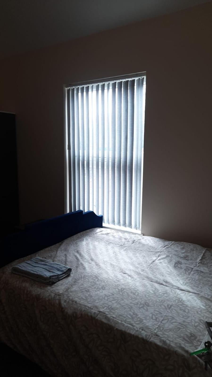 Apartment Lovely Bedroom With Shared Kitchen & Bathroom Free Parking